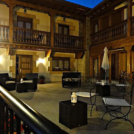 Posada Valle Del Oso Lerones エクステリア 写真
